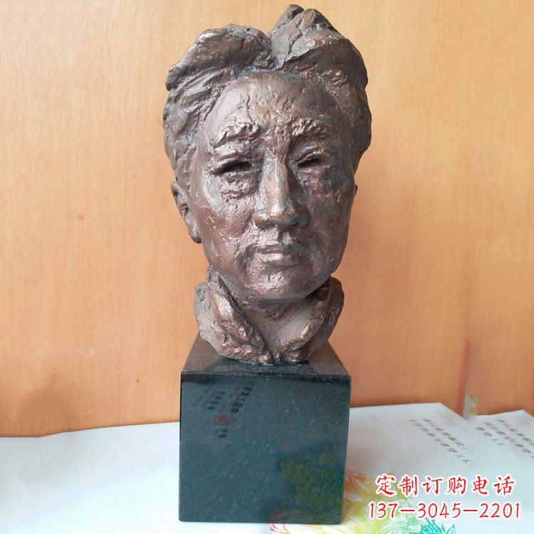 连云港现代画家徐悲鸿先生头像雕塑