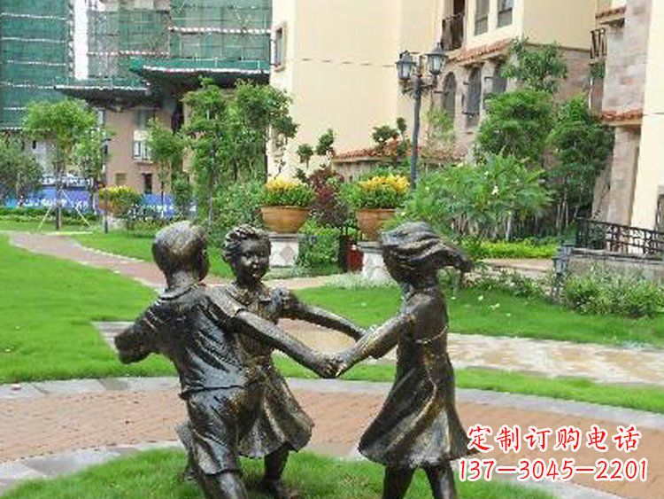 连云港小区铜雕儿童玩游戏人物雕塑