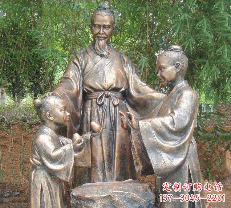 连云港寓言故事铜雕_孔融让梨