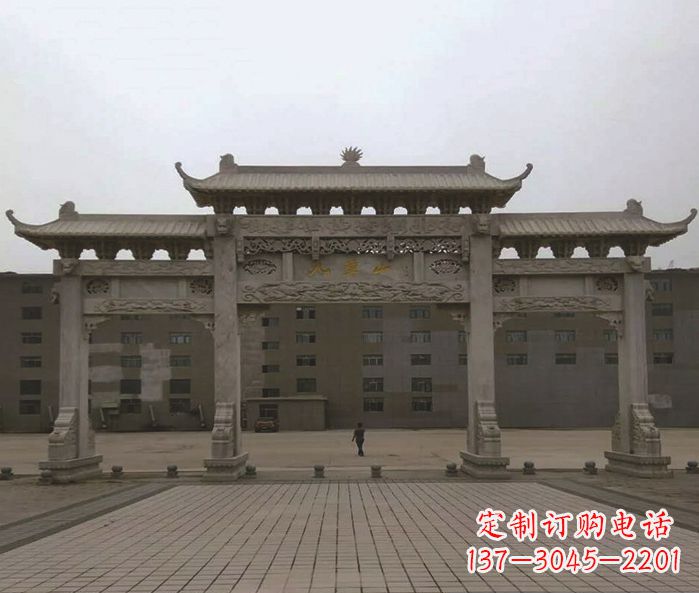 连云港园林三门牌坊景观石雕
