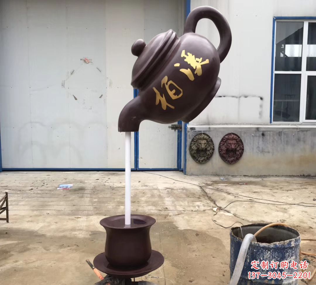 连云港招财进宝茶壶喷泉景观雕塑