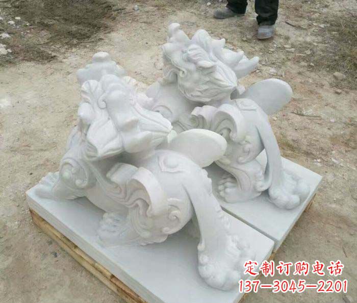 连云港招财进宝立式貔貅门口石雕