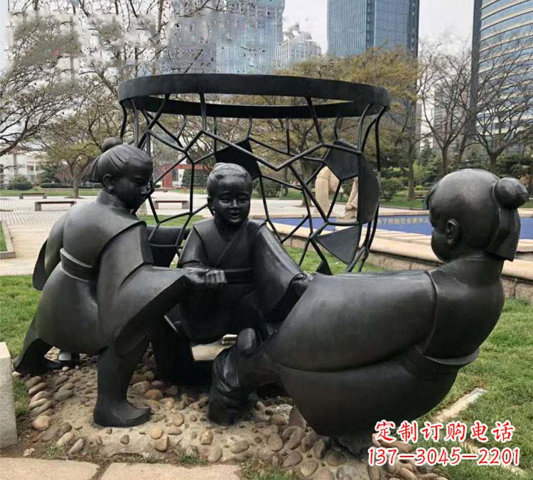 连云港铸铜公园司马光砸缸儿童雕塑